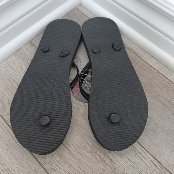 FREE WITH PURCHASE - Chatties flip flop size M 7-8 - Picture 5 of 5